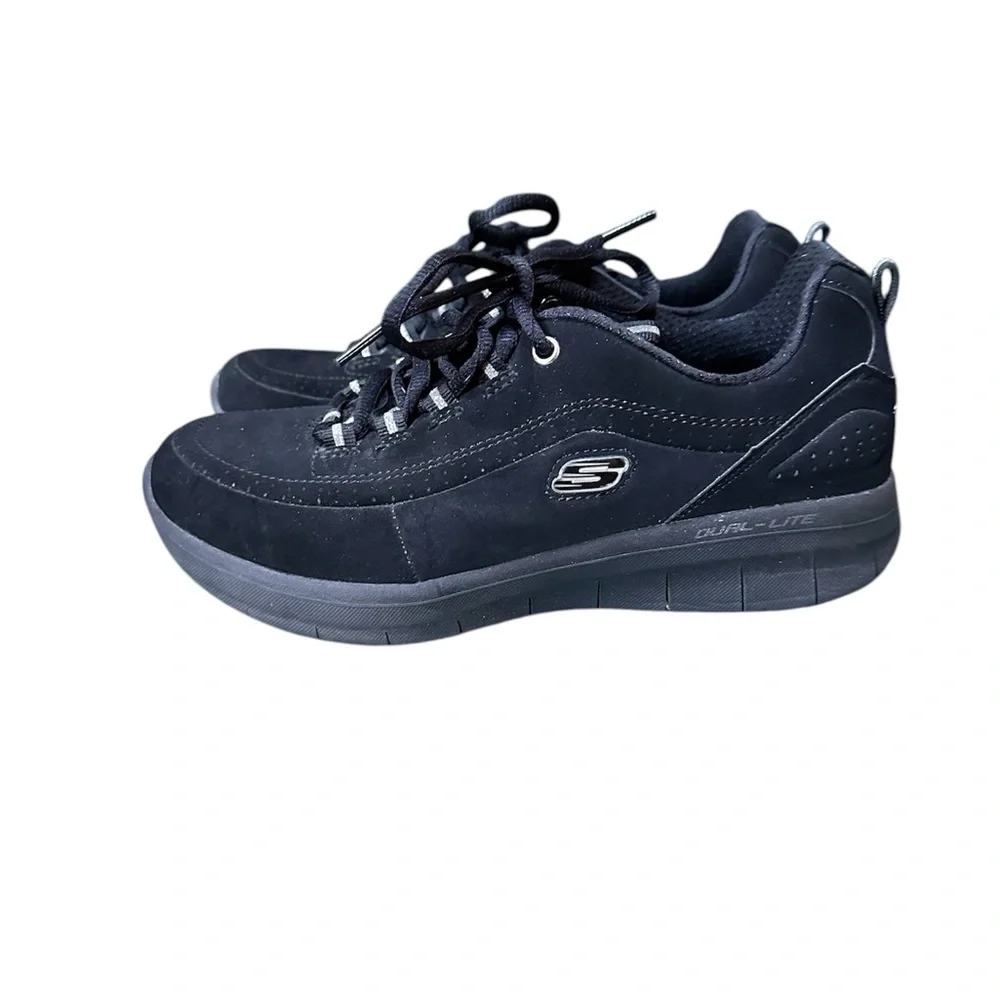 Skechers Ultra Memory Foam Dual Lite Size 7.5 EUC